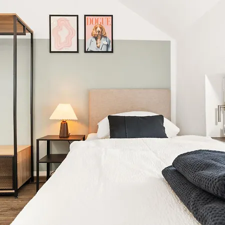 Dom wakacyjny Lighthouse - Perfekt Fuer Gruppen - 2 Whg - Zentral - Ps5 & Switch