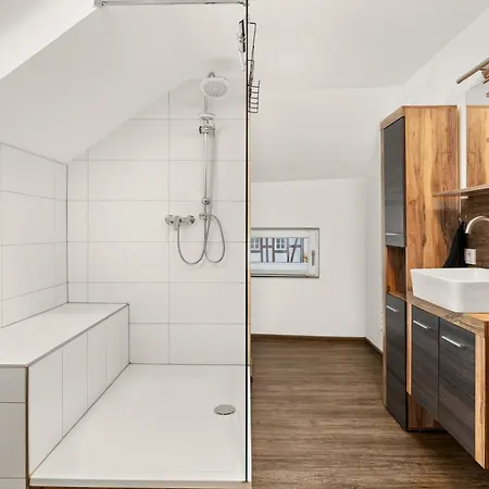 Lighthouse - Perfekt Fuer Gruppen - 2 Whg - Zentral - Ps5 & Switch Dom wakacyjny *