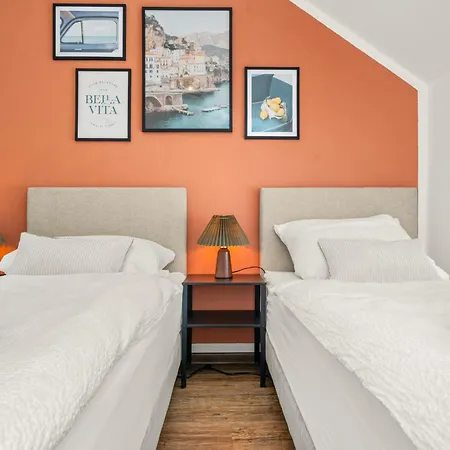 Lighthouse - Perfekt Fuer Gruppen - 2 Whg - Zentral - Ps5 & Switch Dom wakacyjny